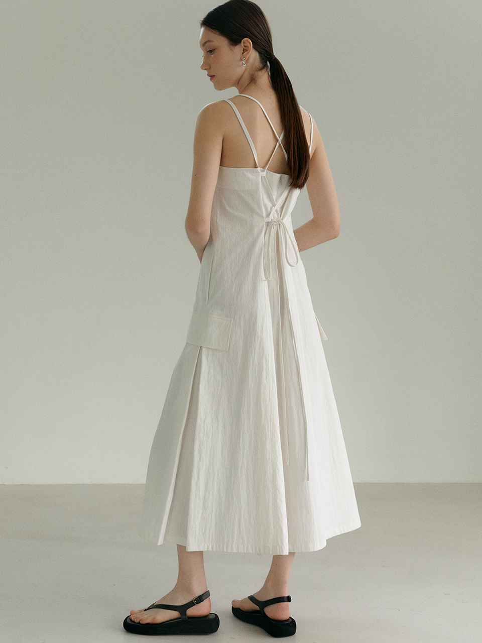 [5/8 예약배송] NICOLE Sleeveless Double Strap Long Dress_White